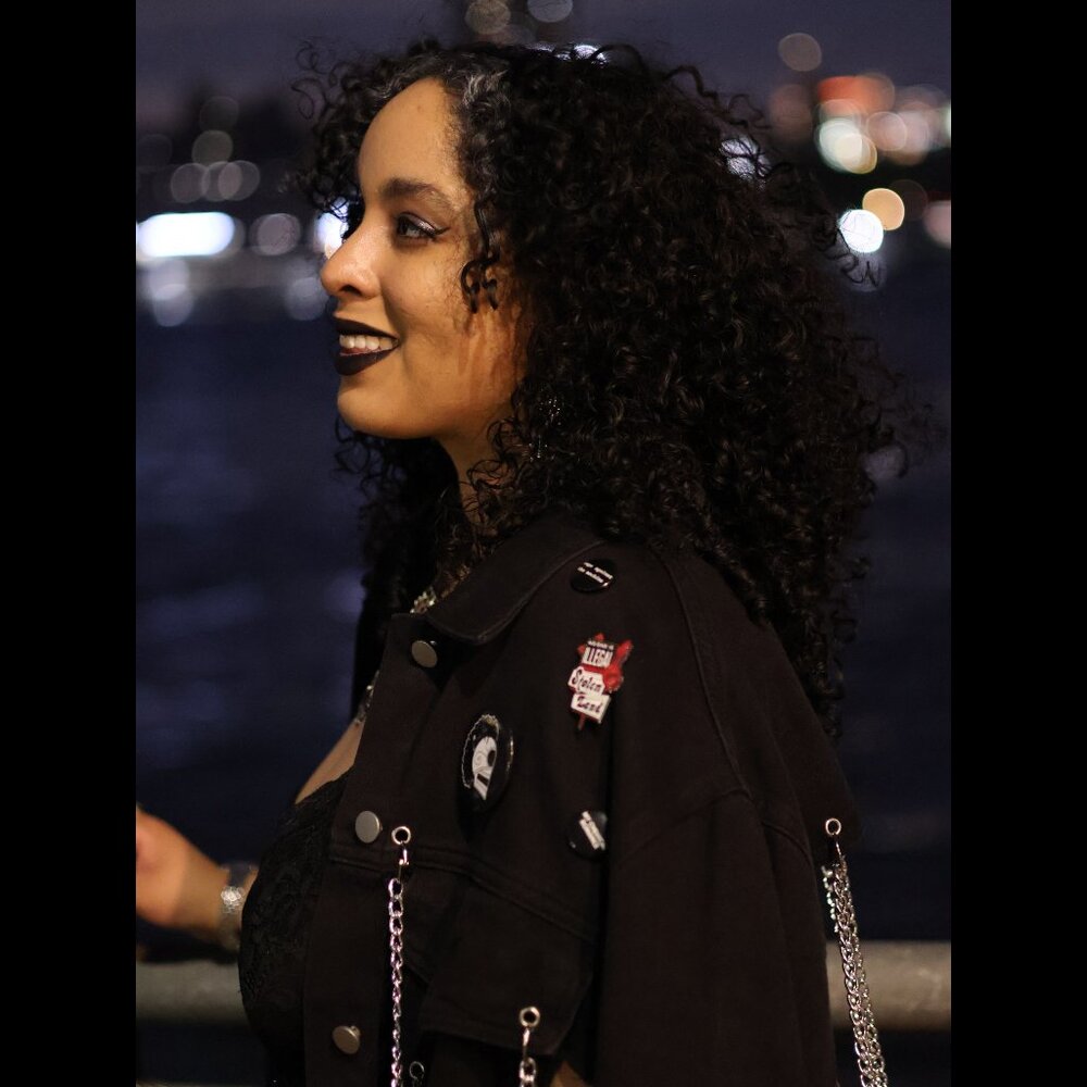 Meet your Posher, Claire